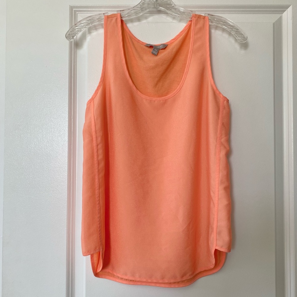 NWOT Women’s Light Orange Tank Blouse Banana Republic - sz XS